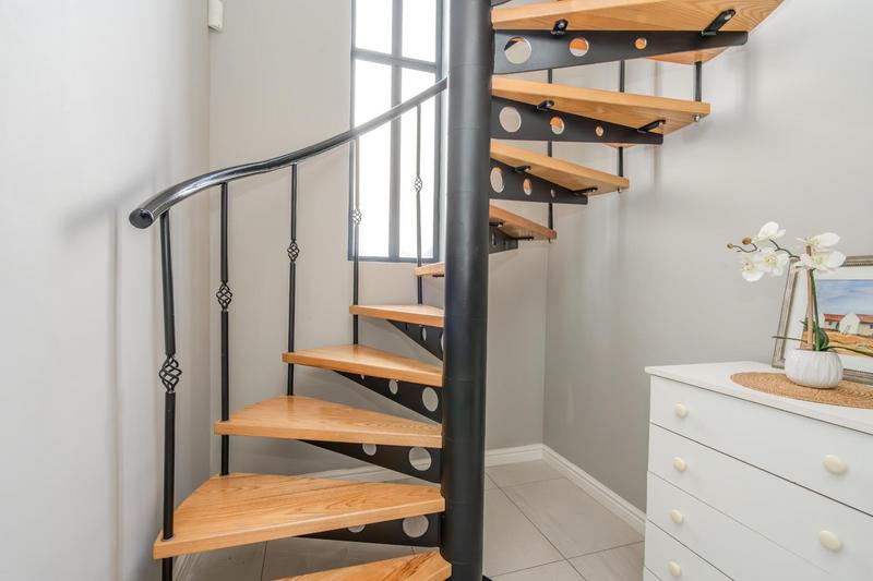 4 Bedroom Property for Sale in Calypso Beach Western Cape